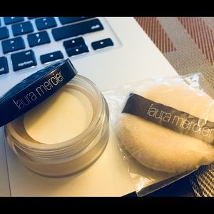 Laura Mercier translucent loose setting powder